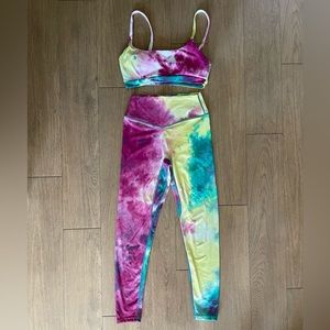 Vitality (Balance Athletica) leggings and bra set